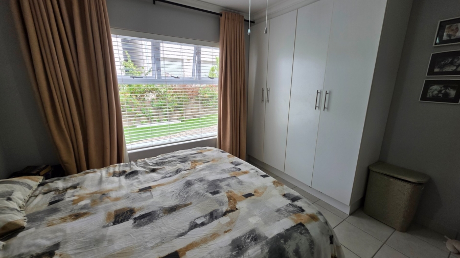 2 Bedroom Property for Sale in Island View Western Cape